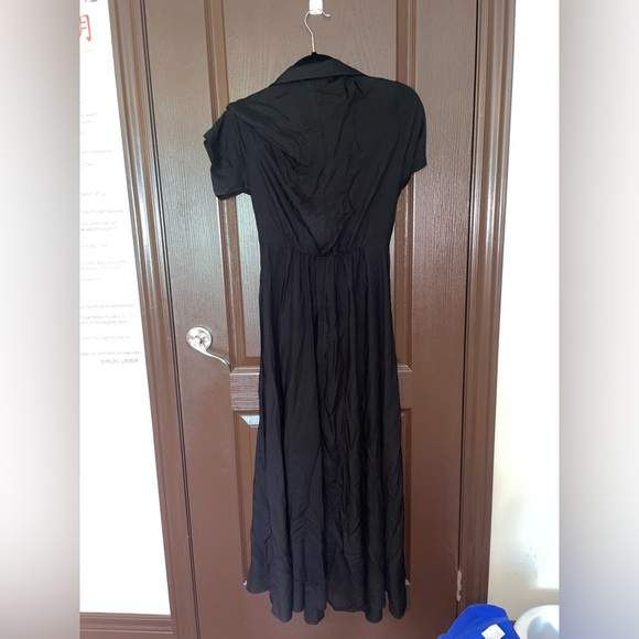 H&M Black Collared Button Down Maxi Dress - Picture 4 of 9